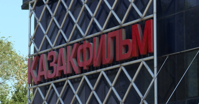 Снявшая &laquo;Руың кім?&raquo; студия объявила о прекращении проектов. Фильм убрали с проката, усмотрев &laquo;трайбализм&raquo;