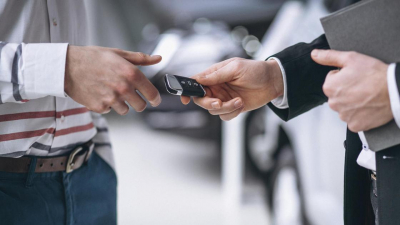 &quot;Успеть за 18 секунд&quot;: почему таких льготных автокредитов больше не будет, объяснили в МИИР