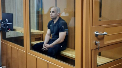 &quot;Планировал, что его застрелят&quot;: в Астане судят обвиняемого в захвате заложников в банке