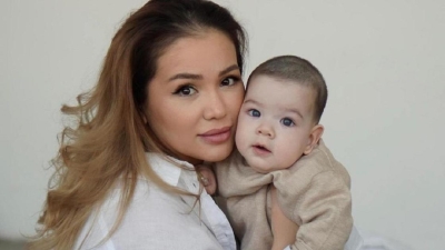 "И сейчас, бывает, накрывает": Макпал Исабекова рассказала о послеродовой депрессии