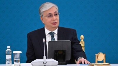 Новую госнаграду в Казахстане предложил учредить Токаев