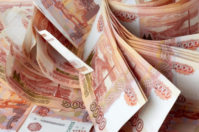 В магазине Караганды вывесили ценники в рублях и разозлили казахстанцев