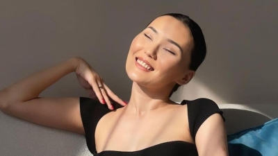 "Муж видит во мне жену, а не веник": Айсауле Бакытбек рассказала о быте в их семье