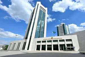 Такой народный Курултай: Казахстан набирает в парламент русофобов